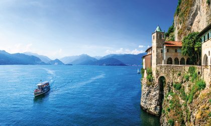 La sponda lombarda è un susseguirsi di bellissimi borghi e verde incontaminato
