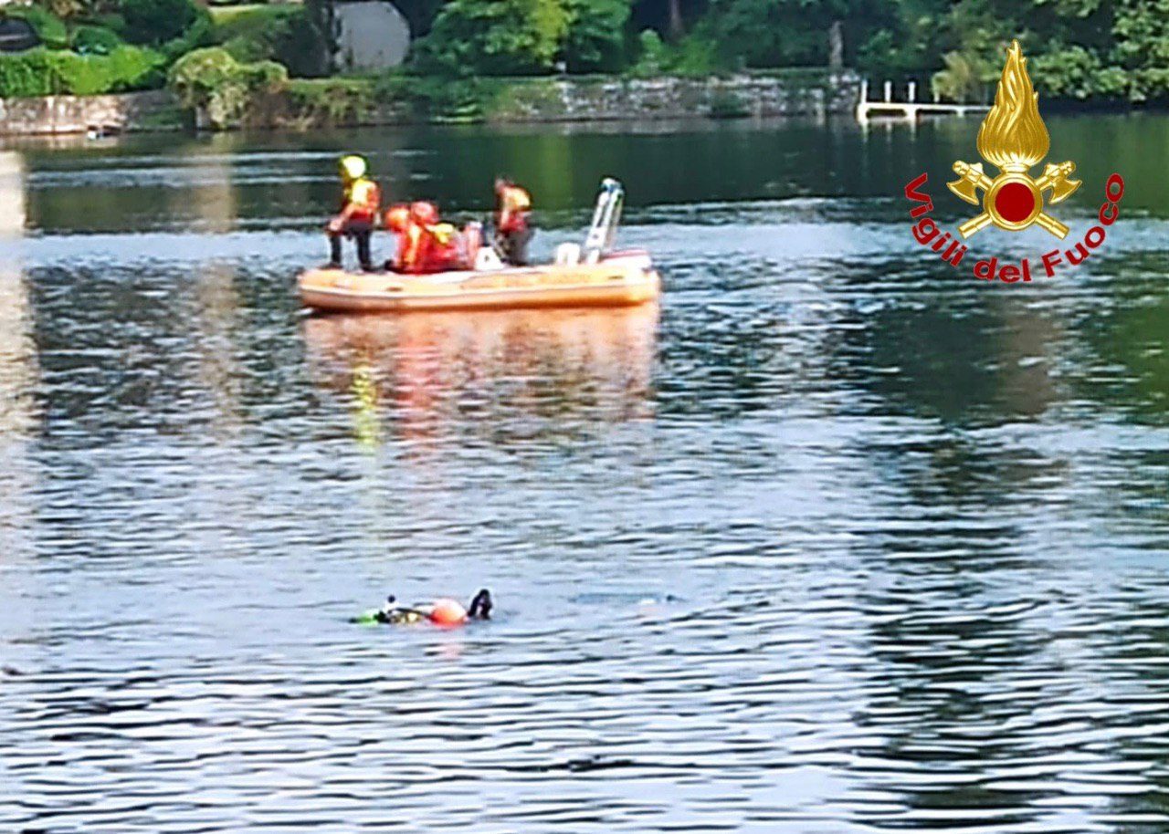Recuperato dopo due ore di ricerche il corpo di un 46enne nel Lago di Porto Ceresio