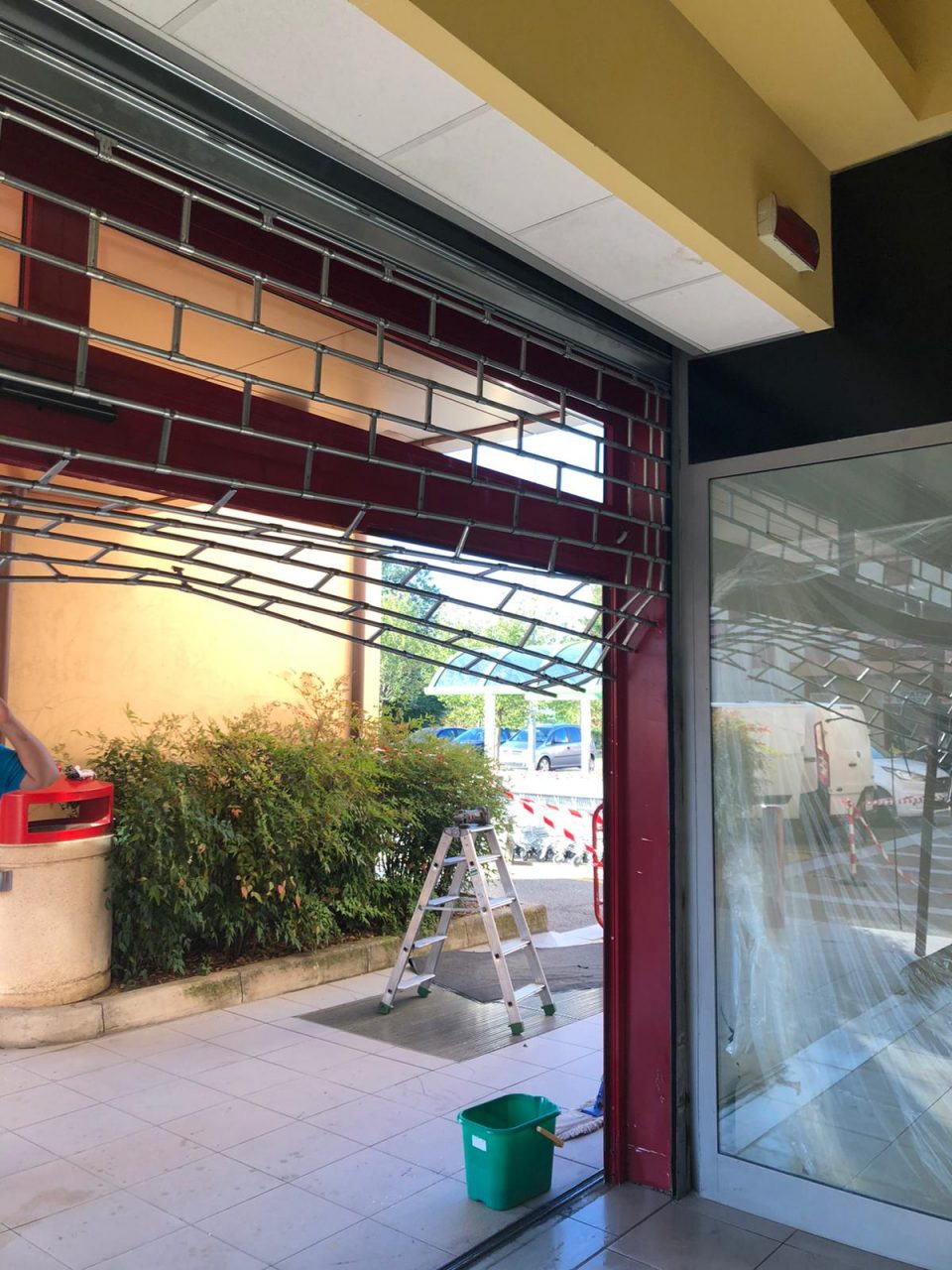 nuovo colpo alla coop di tradate