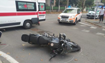 Auto contro moto a Castellanza: 51enne portato in ospedale FOTO