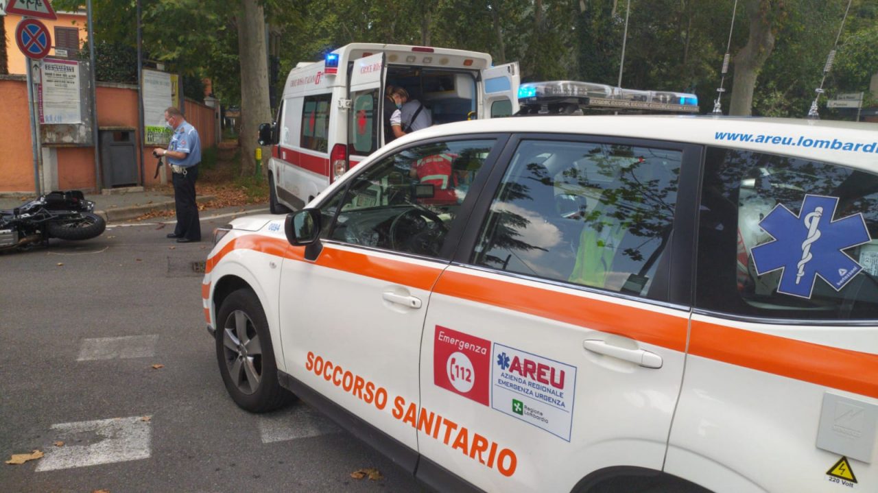 auto contro moto a castellanza
