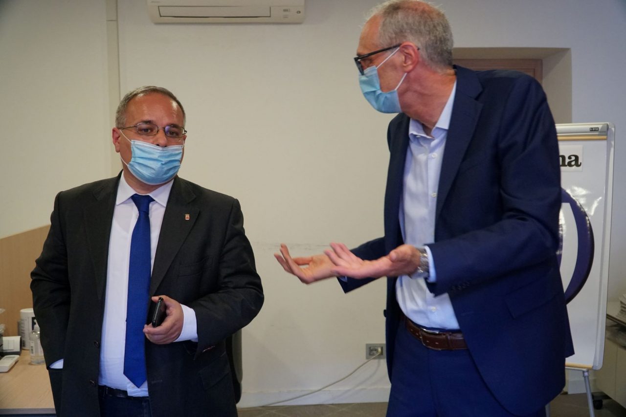 Ballottaggio, i due candidati alla guida di Saronno a confronto nella redazione de La Settimana
