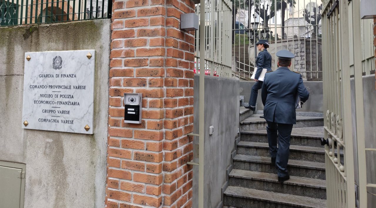 Appalti truccati, scuole rimaste al freddo: due professionisti coinvolti, sequestri per 850mila euro