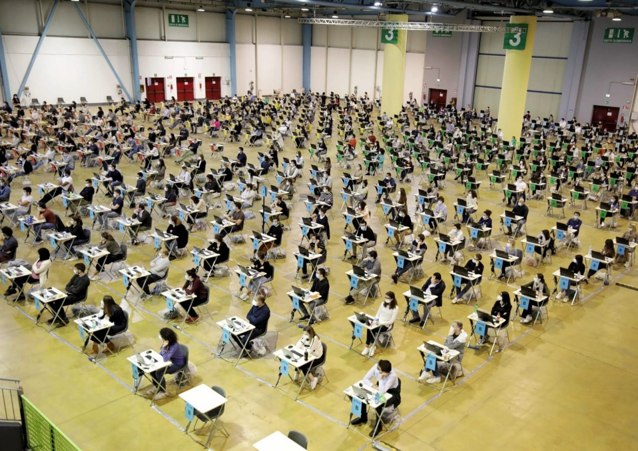 Oltre 350 candidati a Malpensa Fiere per i test di specializzazione in Medicina dell’Insubria