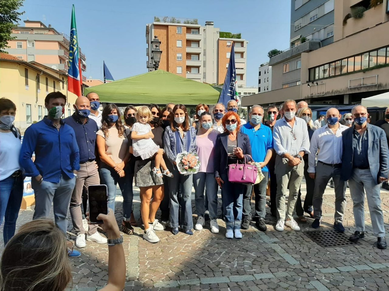 fratelli d'italia saronno