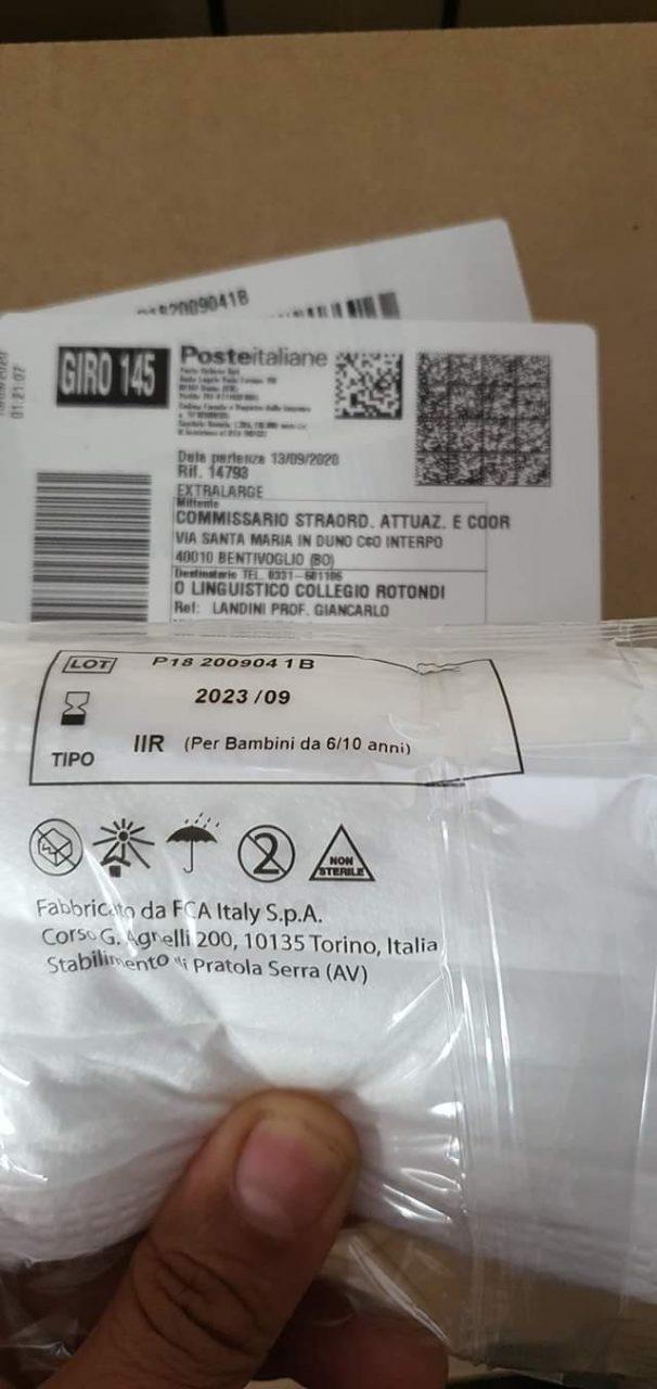 Le mascherine di Arcuri arrivano al liceo del Rotondi… ma sono quelle per i bambini