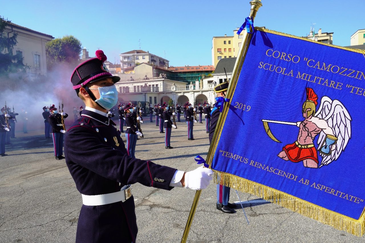 cerimonia di giuramento alla tuilè