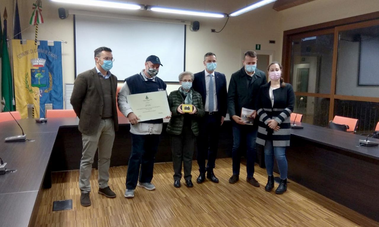 Riconsegnata alla famiglia la piastrina del soldato Ciocca ritrovata nell’ex bosco della droga