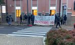 Presidio a Saronno: "Sgomberi e coprifuoco? Blocchiamo tutto" FOTO