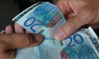 Banconote false al bar, 15enne denunciato per truffa