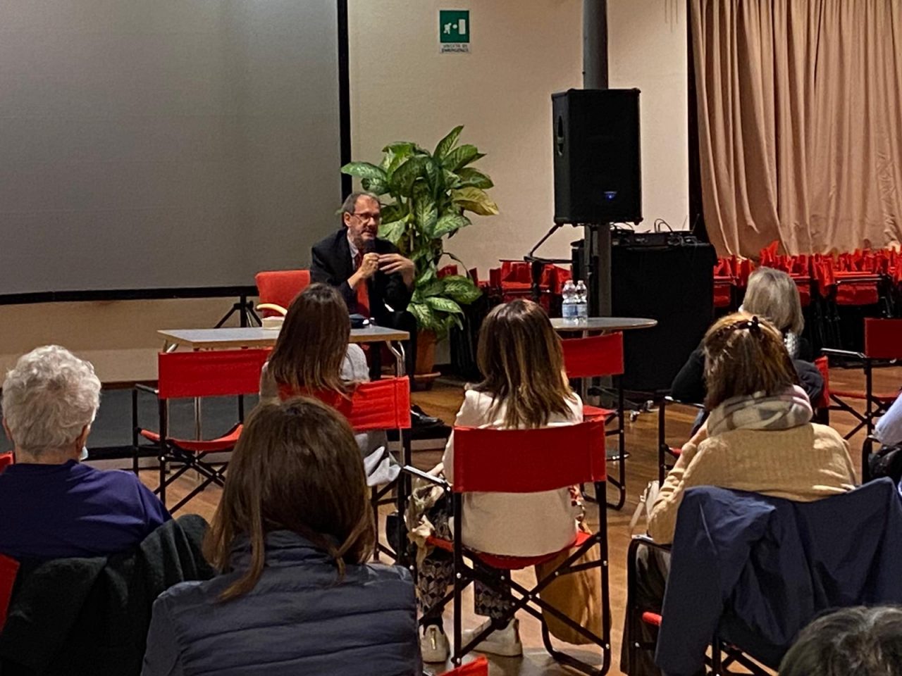 Il pedagogista Mantegazza in Frera: “A scuola l’apprendimento si fonde con una miriade di emozioni tutte necessarie alla crescita dei ragazzi”
