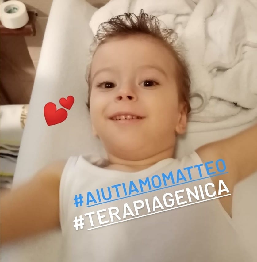 Due anni e una malattia estremamente rara: “Non c’è una cura per Matteo e nessuno la cerca, aiutateci”