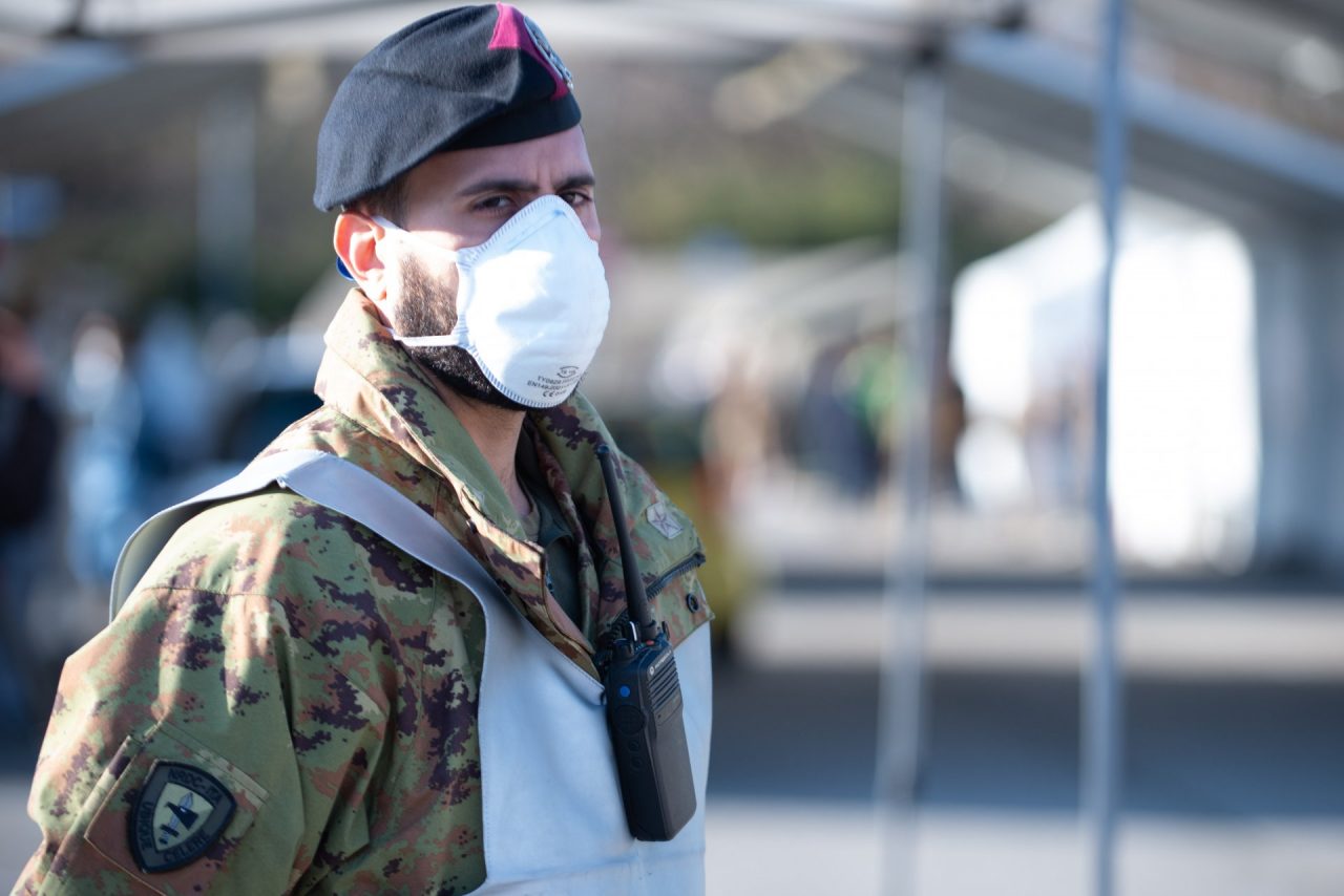 punto tamponi alla caserma nato di solbiate olona