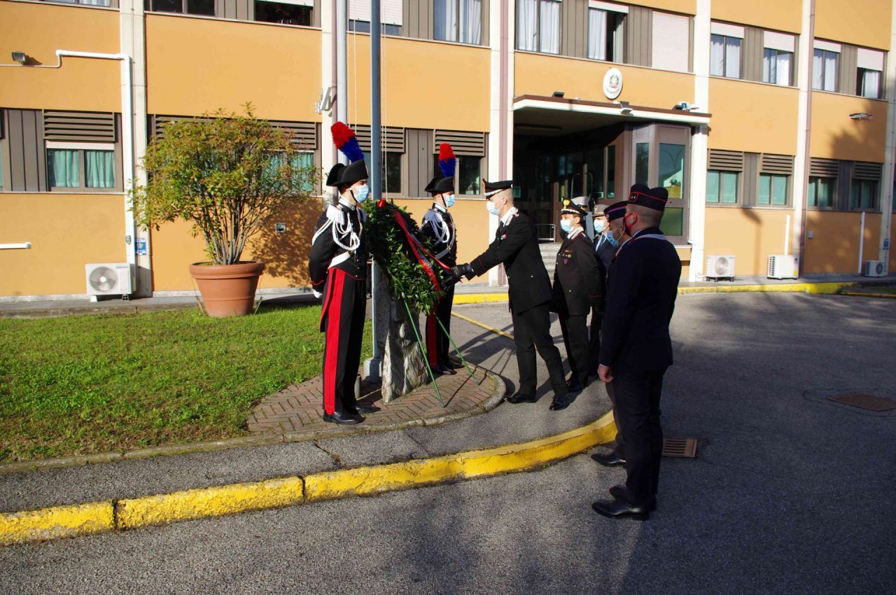 I carabinieri commemorano i caduti nell’adempimento del dovere