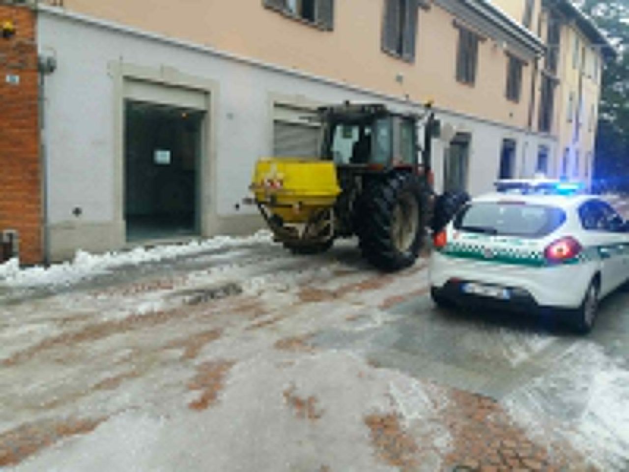 “Il piano neve c’era, ma oggi è difficile reperire aziende che si accollino il servizio sgombraneve”