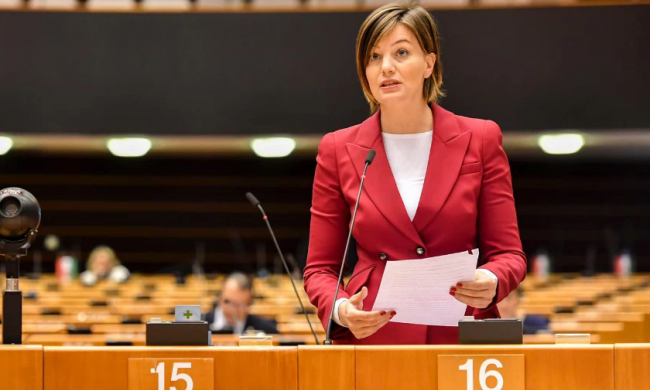 Lara Comi: “Ringrazio Forza Italia e il PPe ma non mi ricandido alle europee”