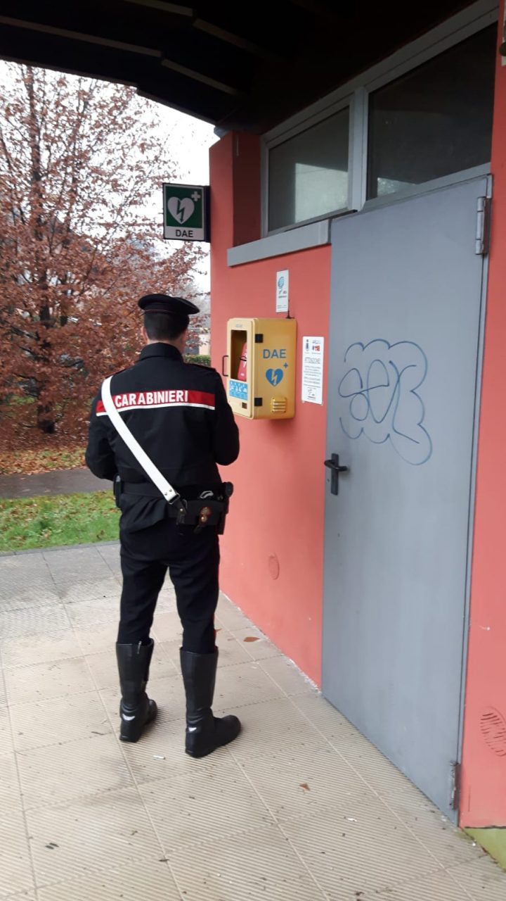 calci al defibrillatore