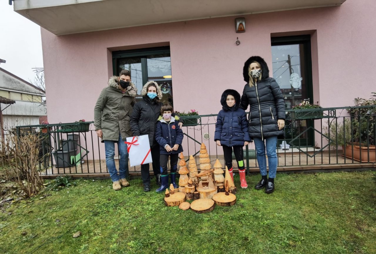 Premiate le decorazioni di Natale più belle a Mozzate FOTO