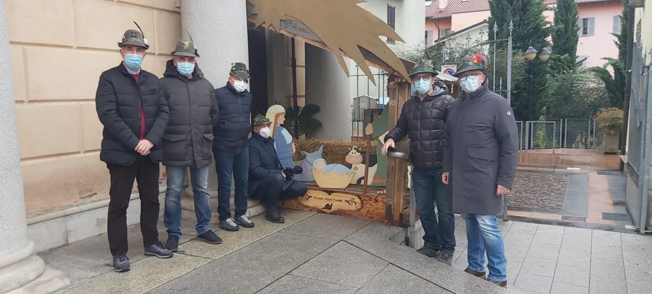 Natale più bello a Turate grazie agli Alpini