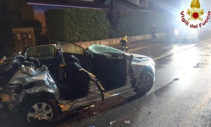 Cogliate: scontro tra due auto, 19enne in gravi condizioni