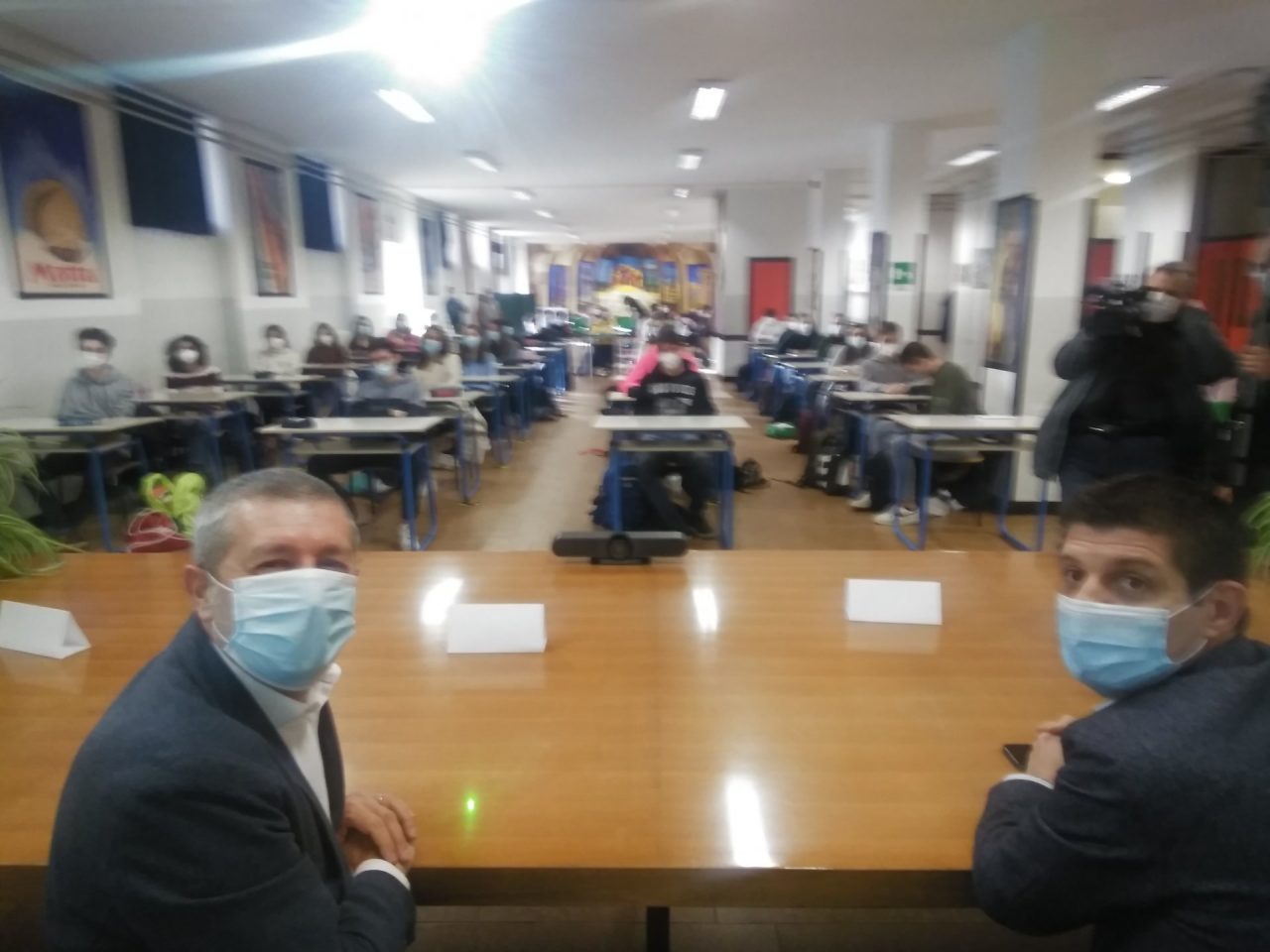 “Libertà si…cura”: al Ferraris il primo incontro di Sette Laghi con le scuole sul Covid