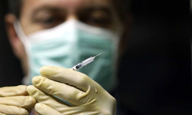 Ok dall’Aifa: AstraZeneca fino ai 65 anni