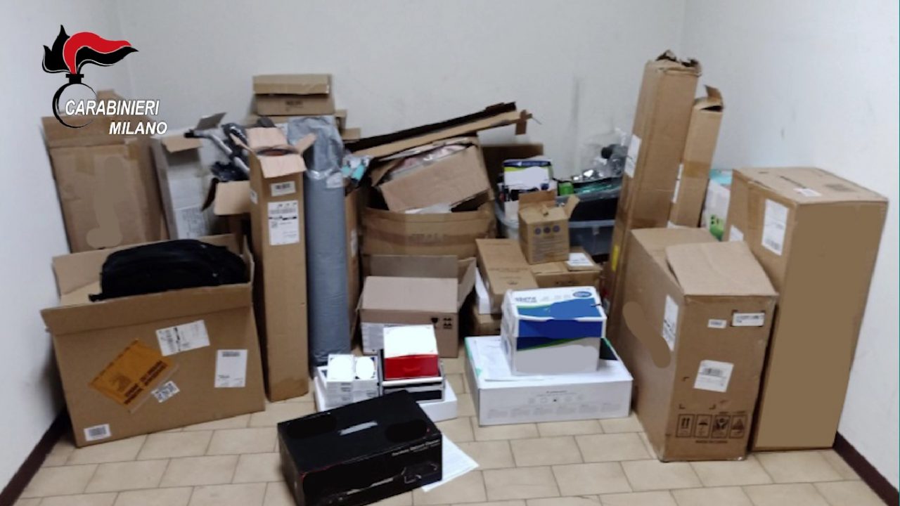 corriere amazon sequestrato