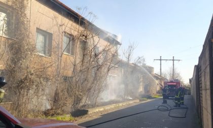 Incendio in via XXV Aprile: intervento dei Vigili del fuoco