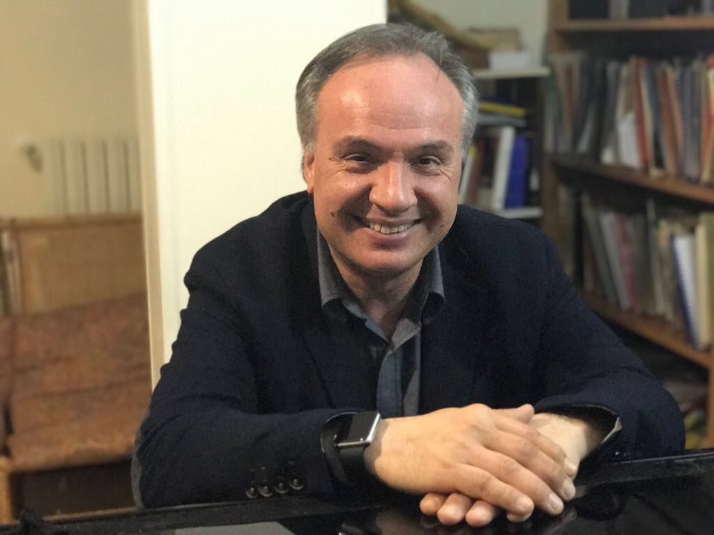 Pianoforte gran coda sul palco dell’Insubria per il maestro Iannone: concerto online