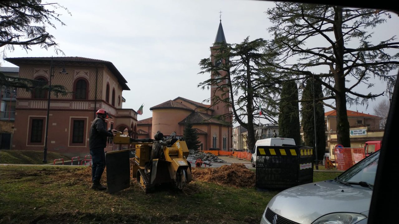 Iniziati i lavori per la piazza Unità d’Italia ad Abbiate
