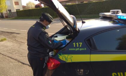 In auto con mezzo chilo di droga: arrestato