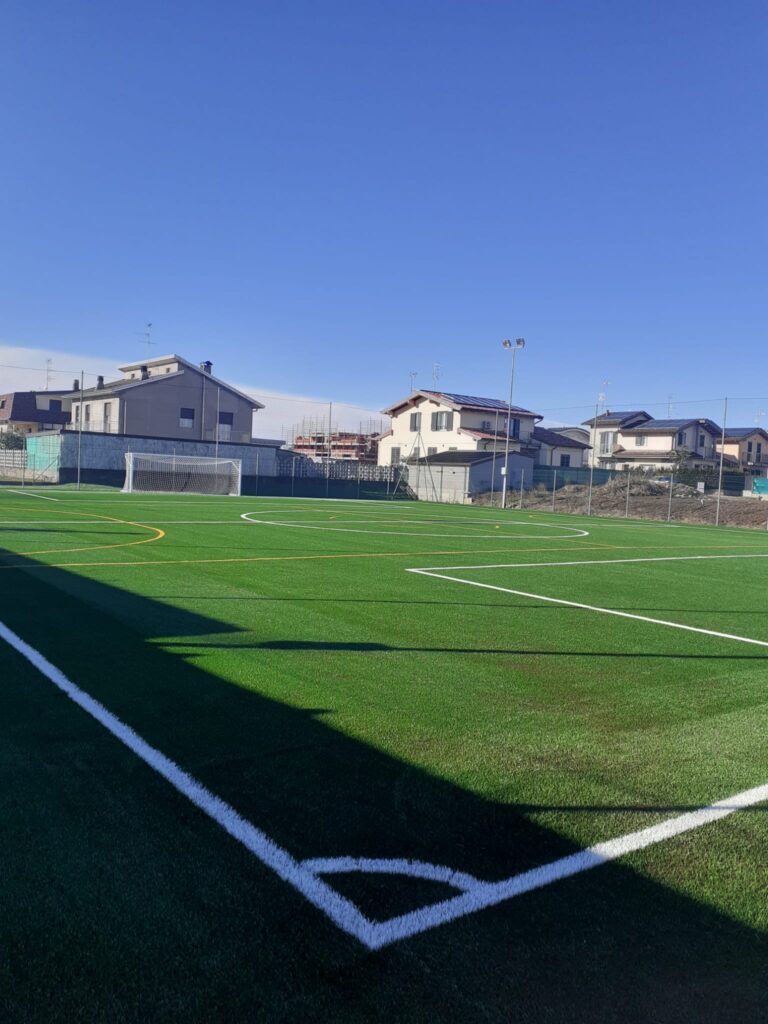 Un nuovo campetto  in erba sintetica per gli sportivi lonatesi