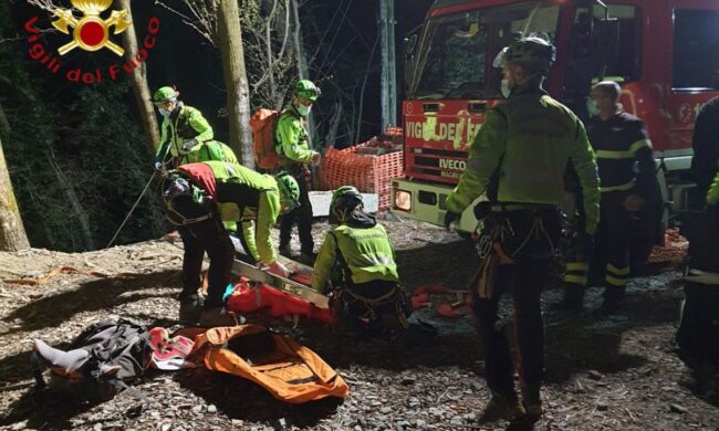 Anziano disperso in Val d’Intelvi: ritrovato senza vita in fondo a un dirupo