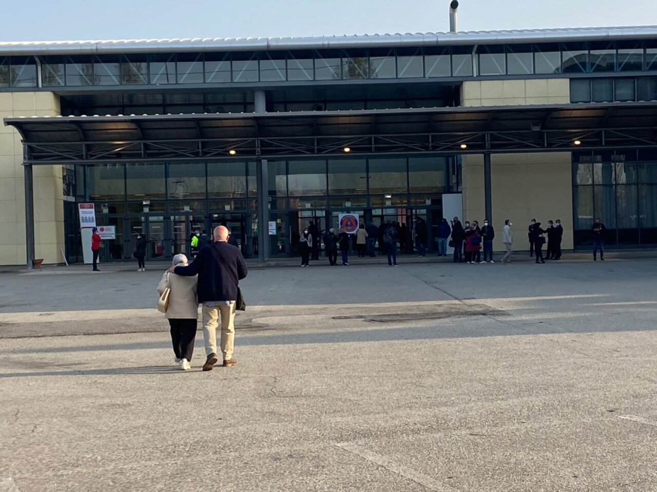 Iniziano le vaccinazioni a MalpensaFiere