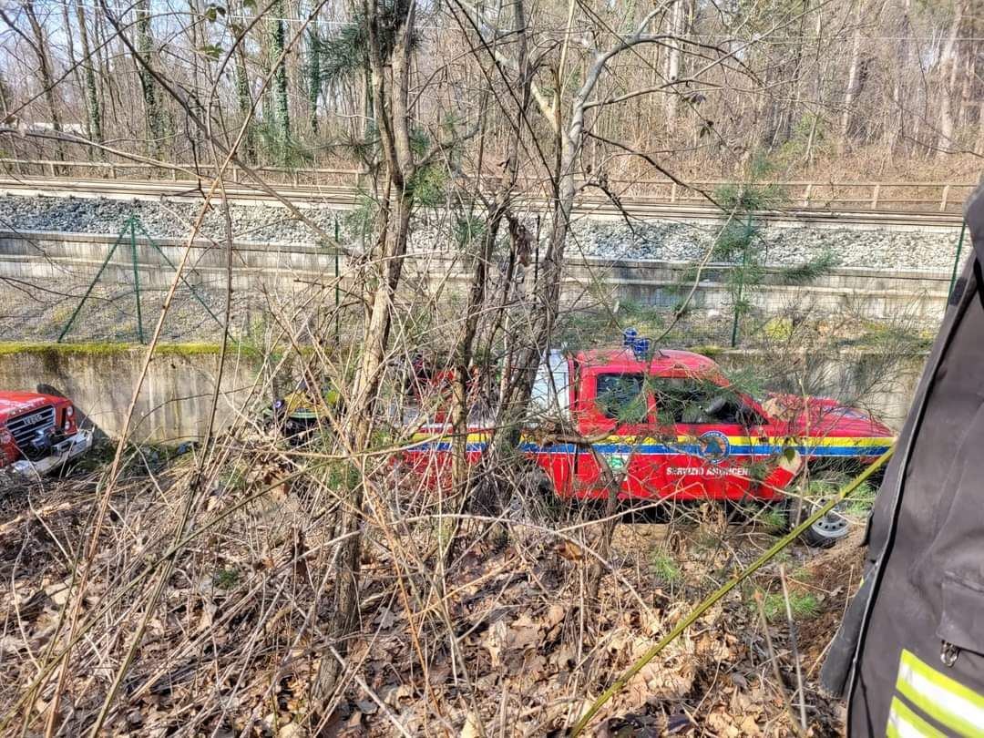 Solaro, Ceriano e Mariano Comense: triplo intervento dell’Antincendio Boschivo