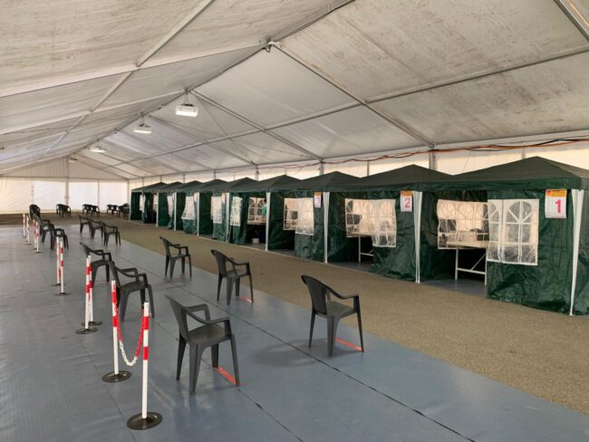 Inaugurato l’hub vaccinale di Lurate: si parte mercoledì con i primi 500 pazienti
