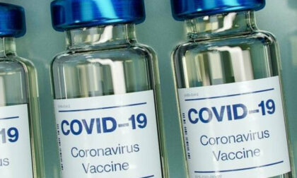 Vaccini in Lombardia, contrordine: under 30 dalle 23 di stasera