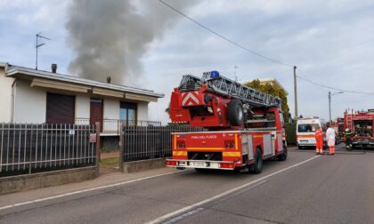 Incendio a Lonate, Vigili del Fuoco in via Campo dei Fiori