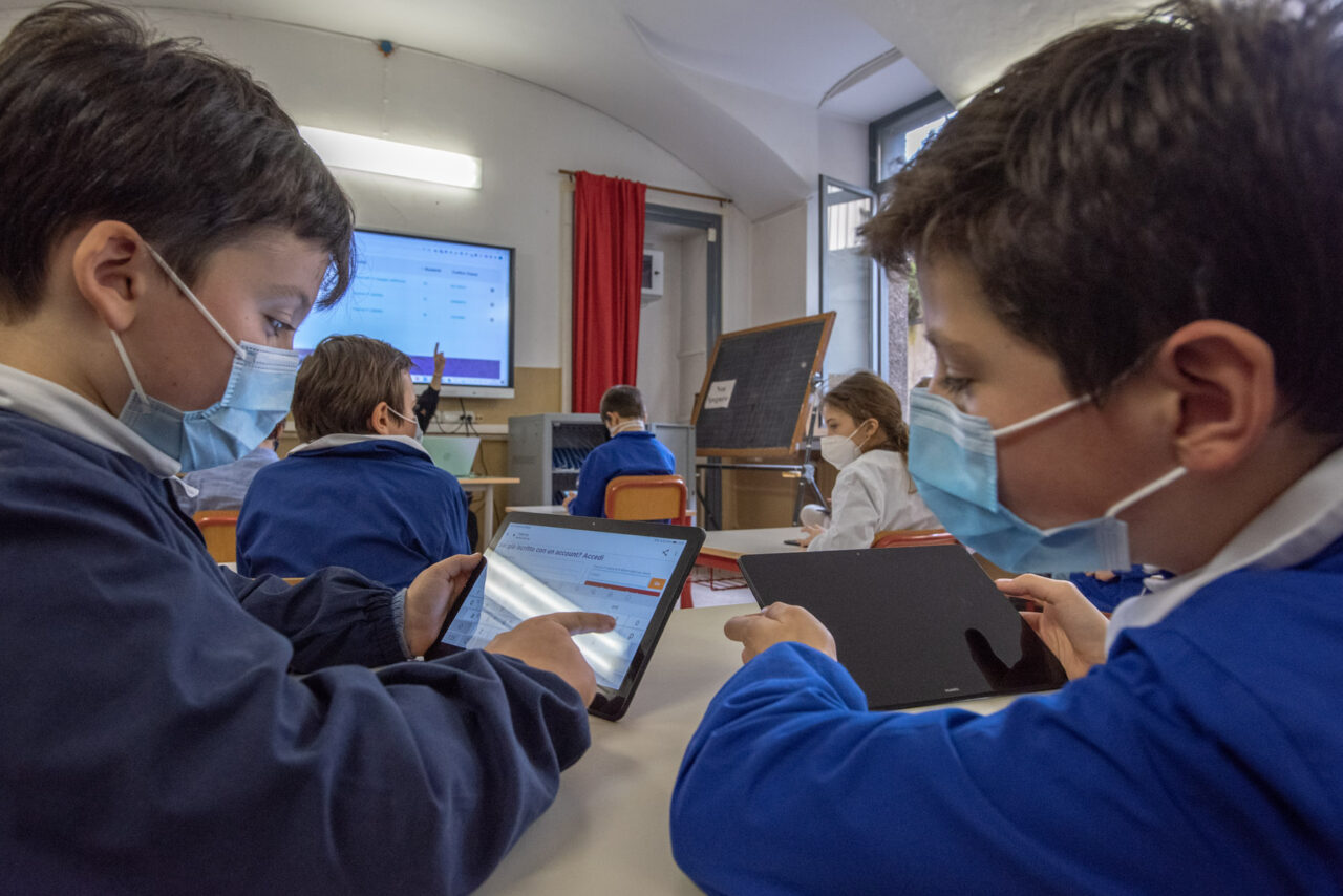 Esselunga chiude la sesta edizione di “Amici di Scuola”: nel Varesotto oltre un milione di euro