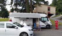 Vaccini su strada, oltre 200 somministrazioni con l'unità mobile di Ats Insubria