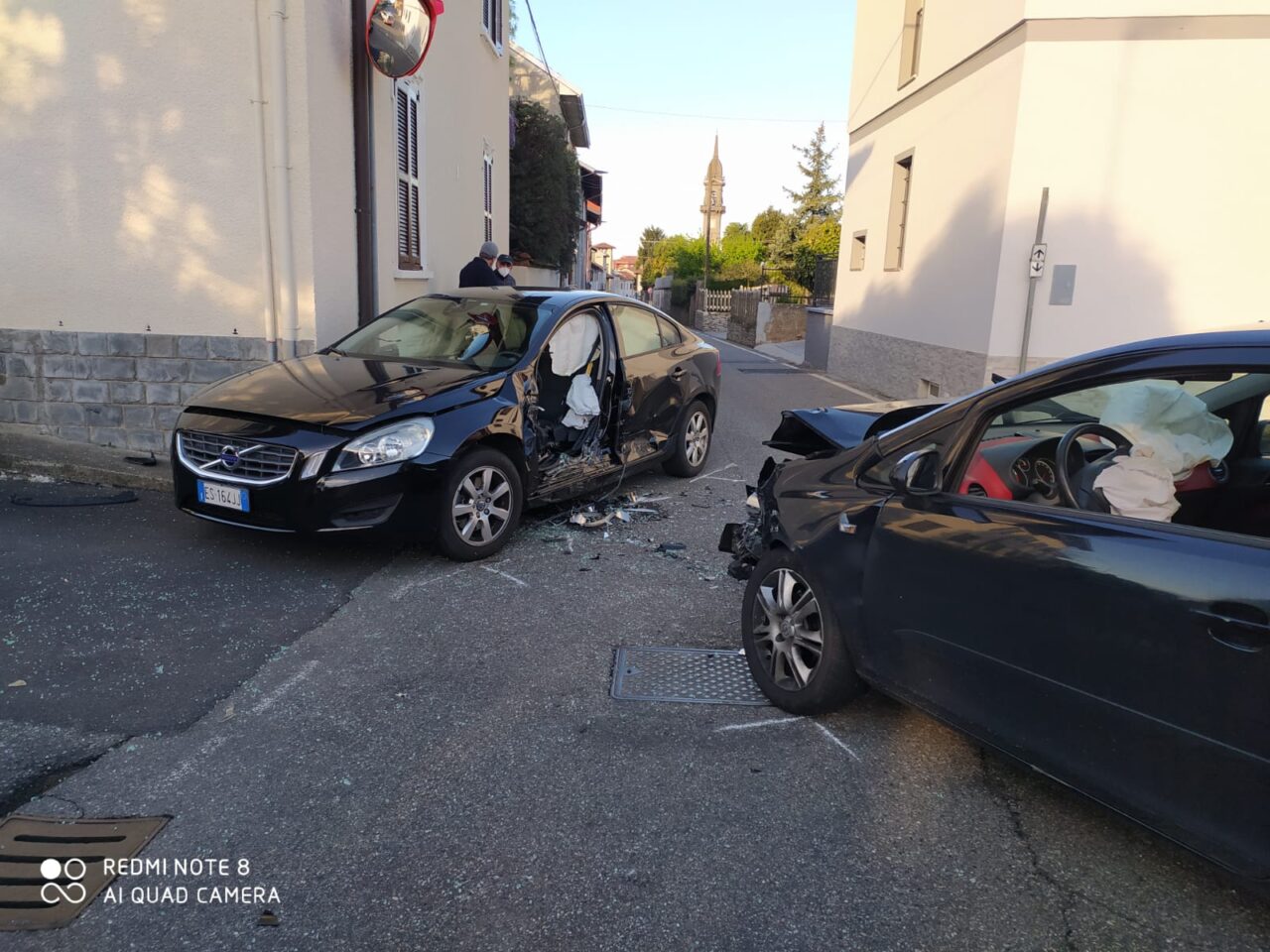 Incidente a Gorla Minore, arrivano anche i Vigili del Fuoco