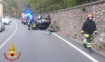Incidente in viale Valganna, auto ribaltata