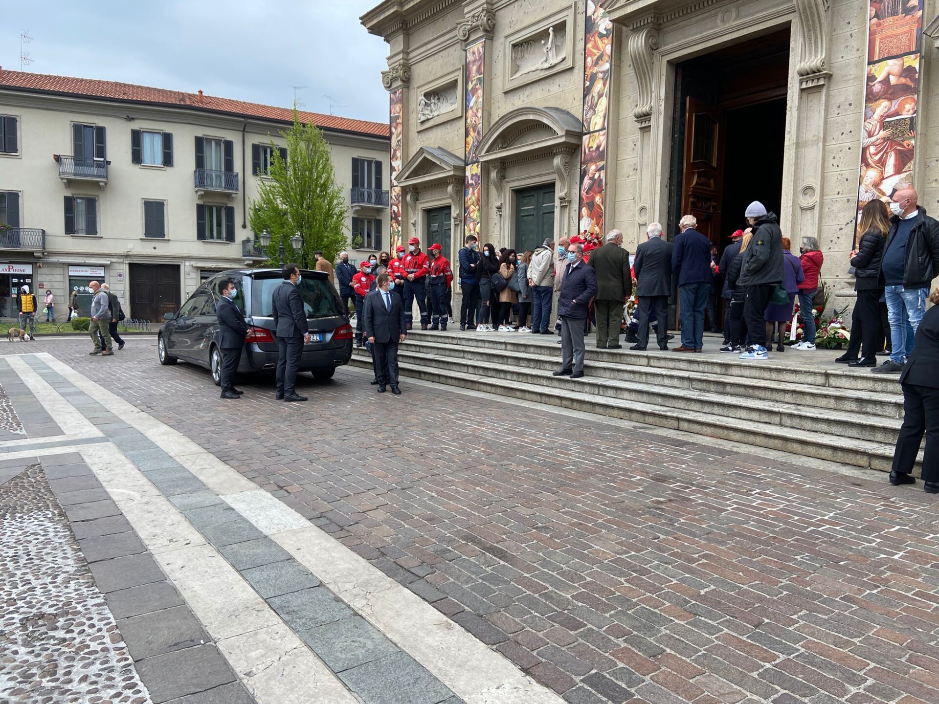 I funerali dell'ex assessore Paolo Strano in Prepositurale