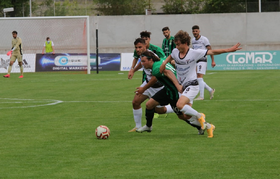Chessa fa 30 gol, Castellanzese in vetta per una sera