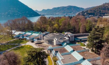 Vaccini, a Ferragosto l'ultima dose all'hub di Villa Erba