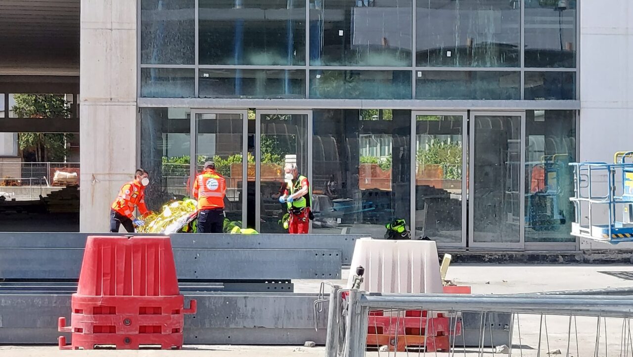 Tragedia alla Fornace di Tradate: morto un operaio del cantiere