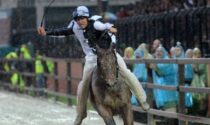 Palio di Legnano in lutto: il fantino Andrea Mari è morto in un incidente stradale