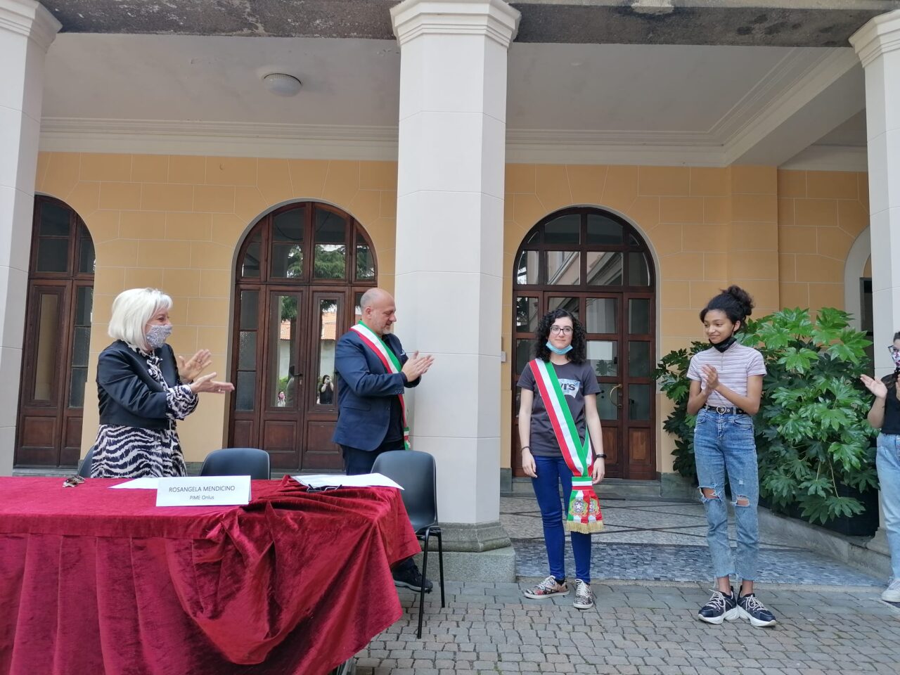 Olgiate Olona, eletto il Consiglio comunale dei ragazzi. Ecco chi è il baby sindaco