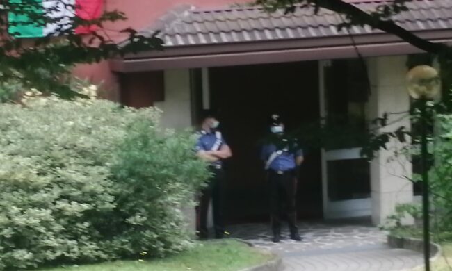 Omicidio di Arese: nel mirino c’era anche il figlio dell’uomo che ieri ha ucciso la moglie