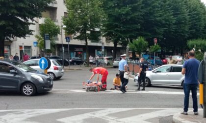 Tamponamento a catena, investito sulle strisce di piazza San Francesco